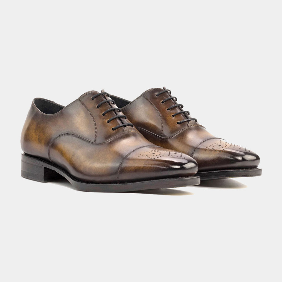 Oxford Crust Patina Tobacco Shoe at Lamilago