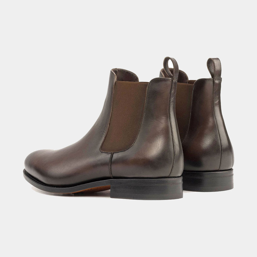 Chelsea Boot Classic Dark Brown Shoe at Lamilago